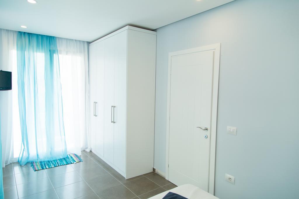 Apartment Te Kalua Sarande Bagian luar foto